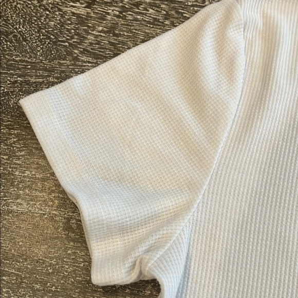 WeWoreWhat White Medium Shortsleeve Bodysuit - Picture 4 of 9